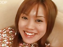 Asiya pussy qəbul edir, onu belə yaxşı